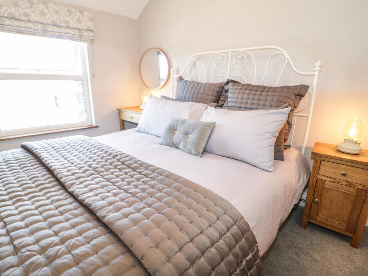 Millgate House * Conwy